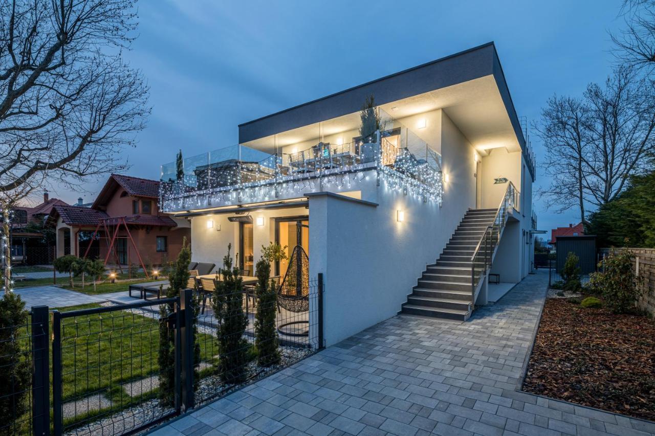 Ferienwohnung Balatonic Sky Zamárdi Exterior foto