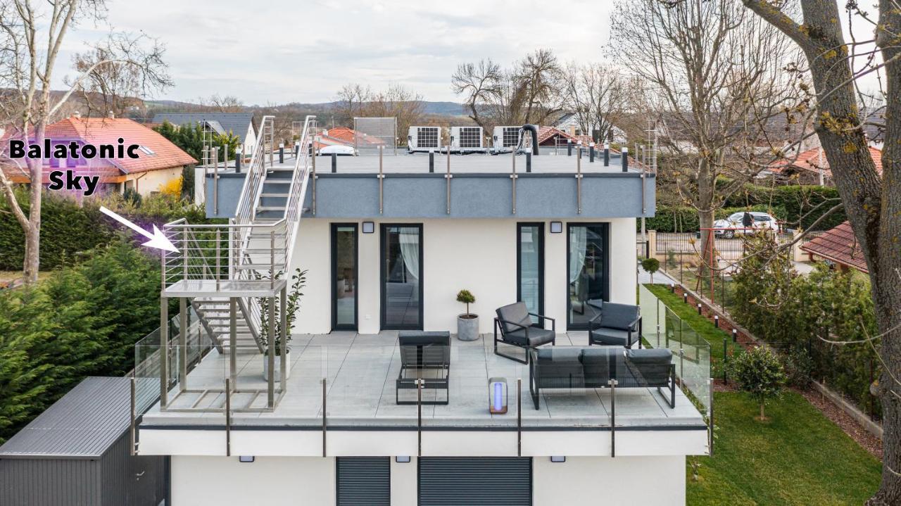 Ferienwohnung Balatonic Sky Zamárdi Exterior foto